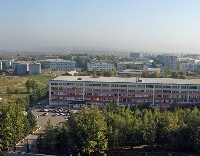 阿穆尔国立大学